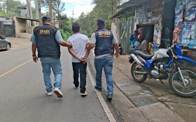 Alias “Chito” capturado en Chimaltenango por cinco órdenes de captura por extorsión