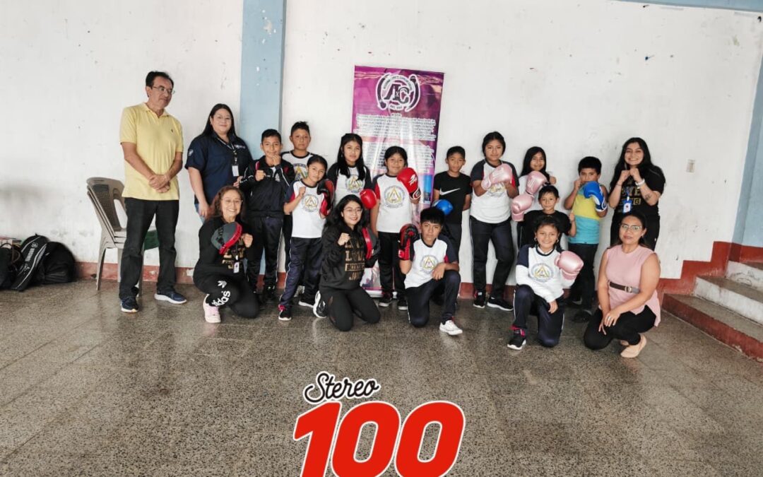 Menores de Santa María de Jesús participan en taller de prevención del suicidio y boxeo