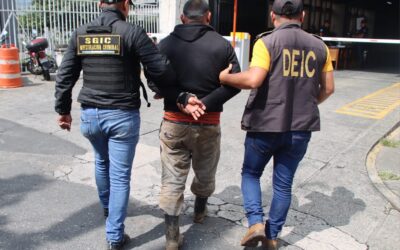 Recapturan a hombre liberado por una turba en Palencia; ahora enfrenta más cargos.