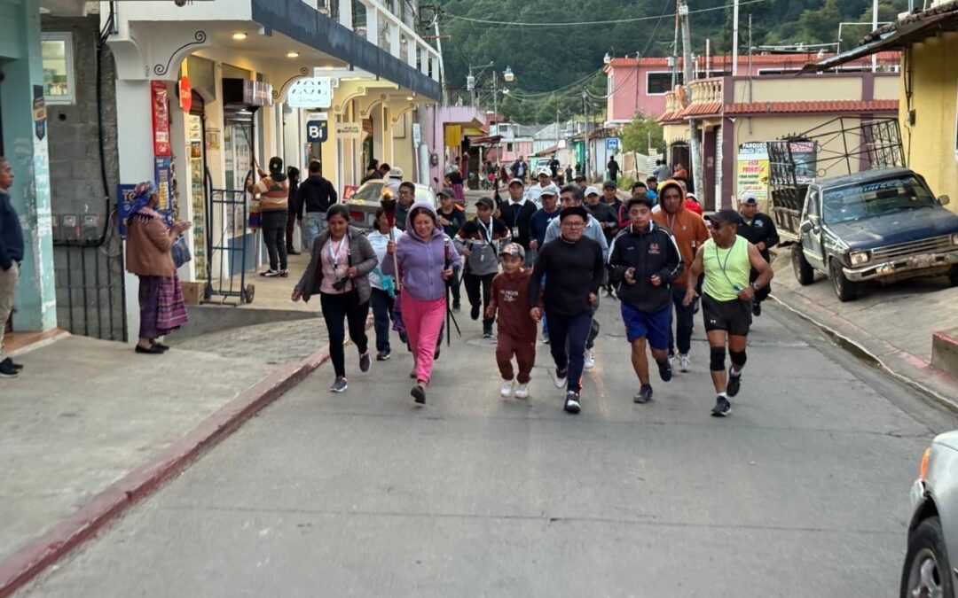 Inician las actividades de fiestas patrias en Totonicapán