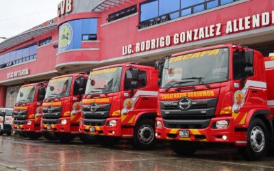 Bomberos Voluntarios reciben cuatro nuevas unidades contra incendios