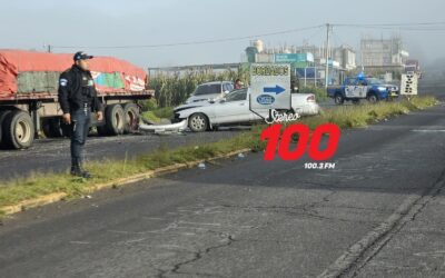 Vehículo choca contra tráiler estacionado en conexión con Xecanchavox