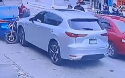 Arrestan a piloto que impacta en varias ocasiones a motorista en la zona 9 de Guatemala