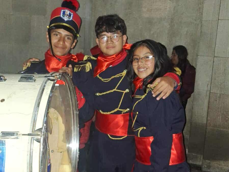 Reflexiones del desfile por Independencia en Quetzaltenango