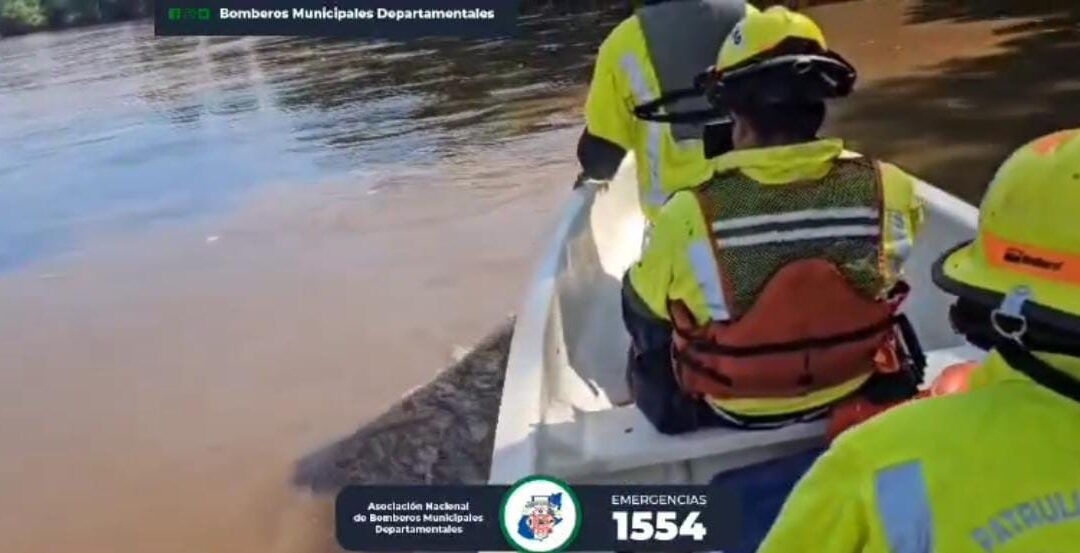 Después de cuatro días localizan a hombre arrastrado por río