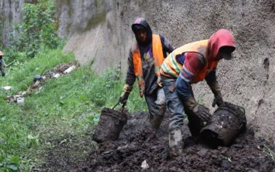Limpian bóveda en el puente Las Ovejas para evitar inundaciones en Quetzaltenango