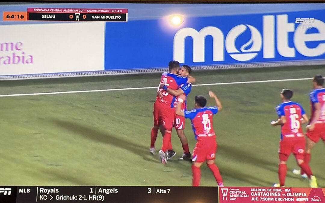 Triunfo superchivo en la Copa Centroamericana