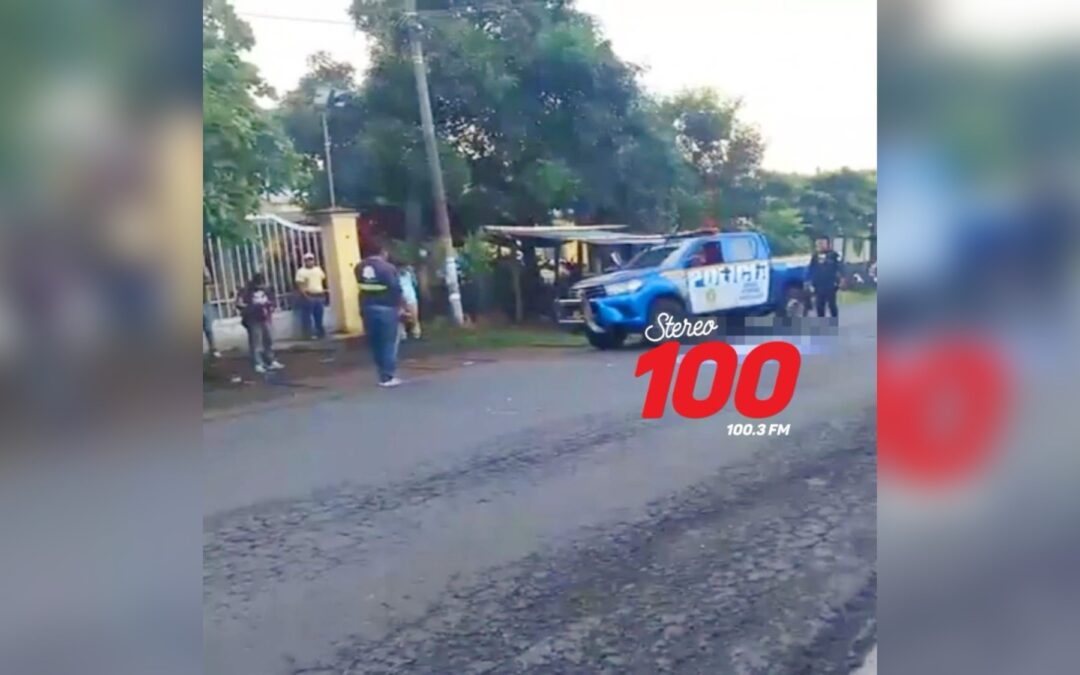 Muere por caer en agujero de carretera