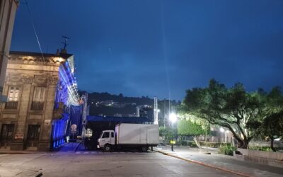 Paso cerrado frente a la Municipalidad de Quetzaltenango por celebración de los 200 años de la ciudad
