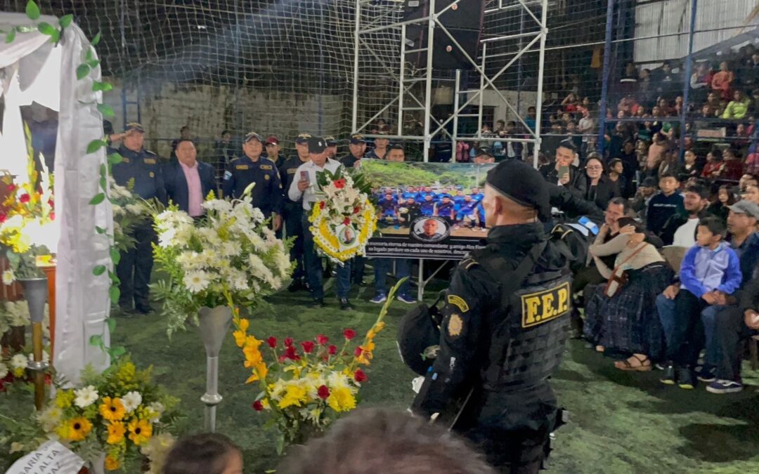 Honras fúnebres al inspector Alex Figueroa, caído en cumplimiento del deber