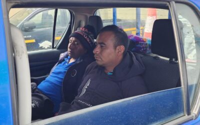 Capturan a dos hombres por extorsionar a una mujer en Momostenango, Totonicapán