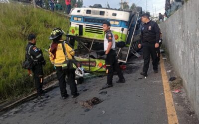 Alcalde de Mixco anuncia aporte de Q. 1 mil para cada herido del accidente en Calzada Roosevelt