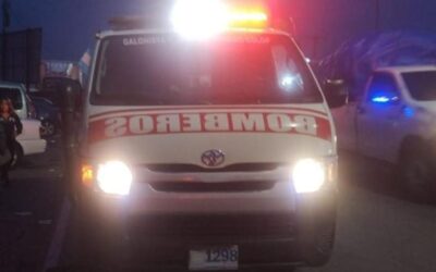 Accidente de tránsito deja tres heridos en Quetzaltenango