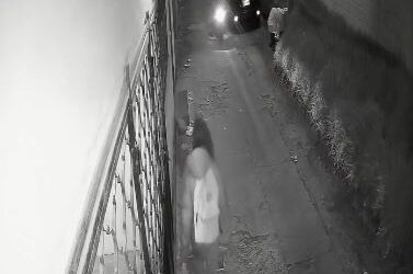 Delincuentes en motocicleta asaltan a joven en la zona 3 de Quetzaltenango