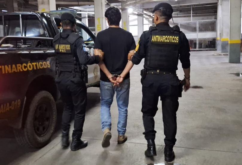 DETENIDOS