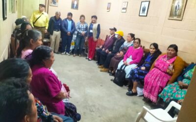 Desarrollan jornada médica para adultos mayores