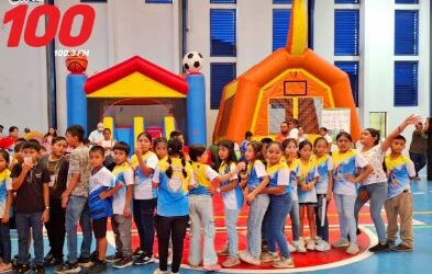 Celebran el Día del Niño en Santa Cruz Muluá