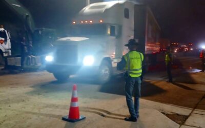Permiten paso regulado de tráileres en el kilómetro 24 de ruta a El Salvador