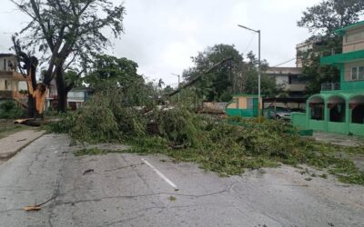 Huracán Melissa toca tierra en el oriente de Cuba, con categoría 3