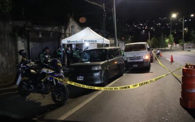 Taxi pirata trasladaba droga valorada en Q. 200 mil