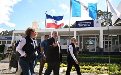 Presidente inaugura nueva sede del Mineco en Quetzaltenango durante visita sin convocatoria a prensa.