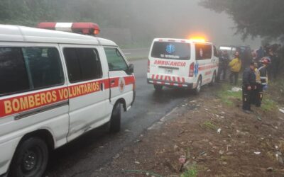 Vehículo cae a un barranco de 40 metros en la ruta Interamericana