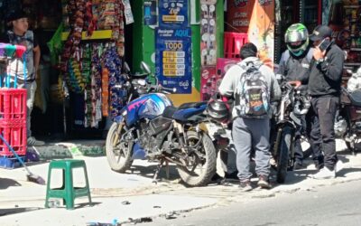 Dos motoristas resultan heridos en accidente en ruta a San José Chiquilajá, Quetzaltenango