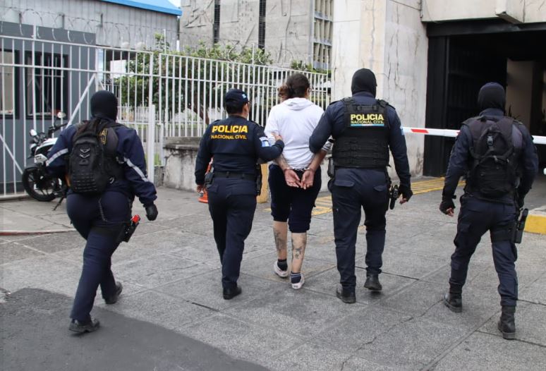 DETENIDA