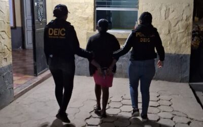 Capturan a sindicada de violación de dos niñas