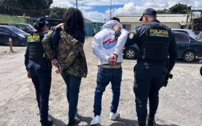 PNC captura a palestina y guatemalteco por asaltar a una mujer