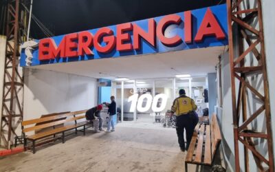 ¿Cuál es el estado de hombre baleado en el ingreso a cárcel en Quetzaltenango?