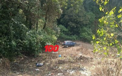 Vehículo cae a un barranco en San Juan Ostuncalco y deja a una mujer herida