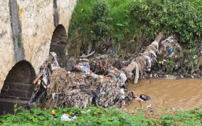 Limpieza de drenajes en Quetzaltenango busca prevenir inundaciones