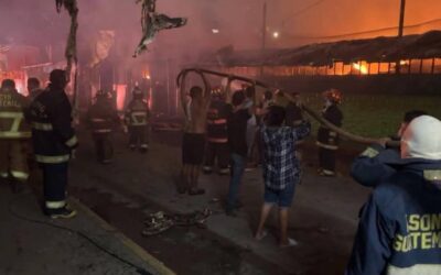 Incendio consume el Mercado No. 1 de San Pablo, San Marcos