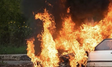 Investigan hallazgo de vehículo incendiado en Champerico, Retalhuleu