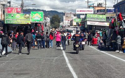 Comerciantes del Mercado La Democracia Solicitan Mayor Seguridad para Fin de Año.
