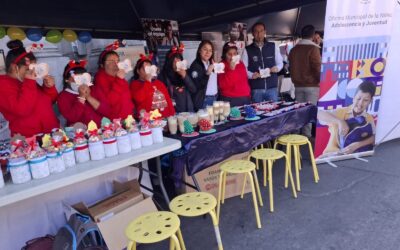 Adolescentes del Hogar ONICE I presentan su emprendimiento en la Municipalidad de Quetzaltenango