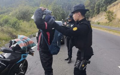Operativo de Seguridad en Totonicapán: PNC Refuerza Control en la Ruta Interamericana.