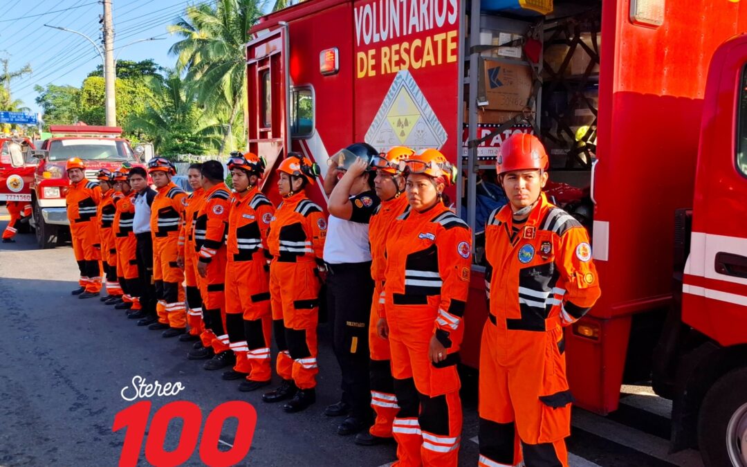 Autoridades coordinan acciones por riesgo químico en escuela
