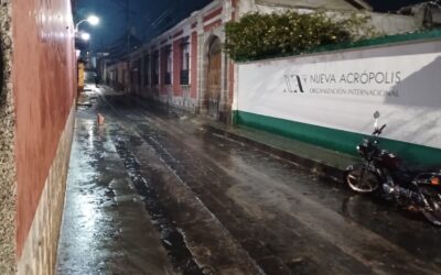 Lluvias sorpresivas y tránsito complicado en Quetzaltenango; así está el clima hoy