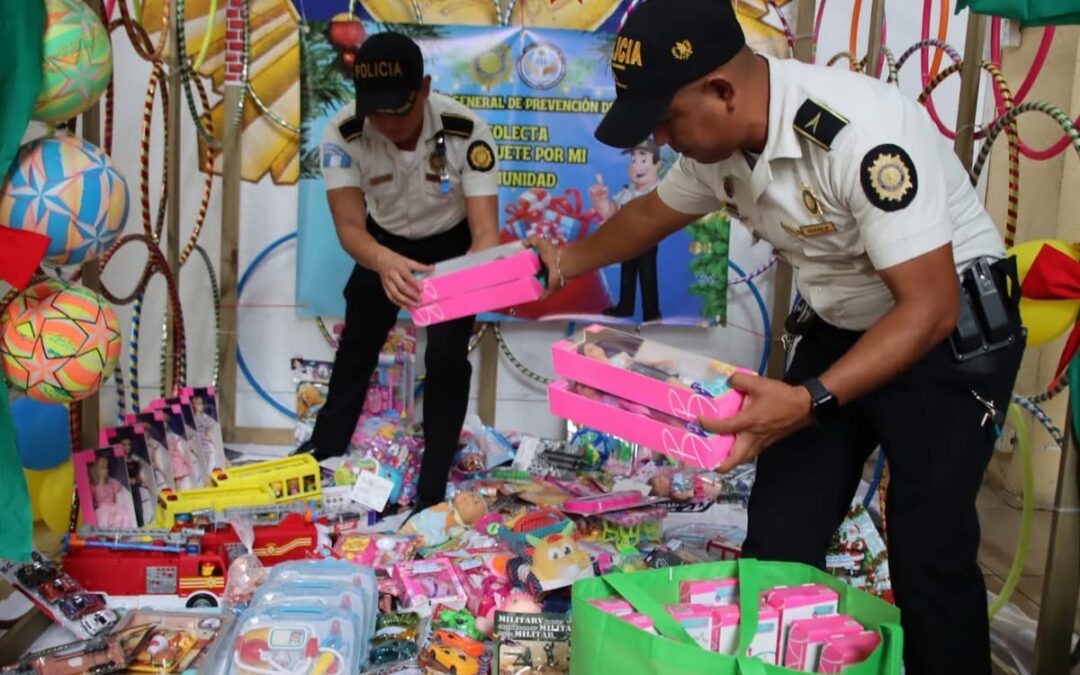 PNC invita a la población a donar un juguete para los niños.