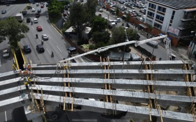 Cierres nocturnos en Calzada Roosevelt por construcción de paso a desnivel