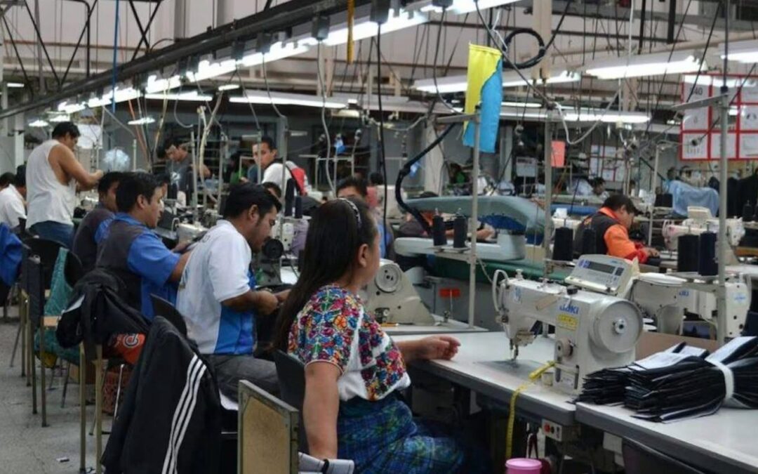 Gobierno incrementa el salario mínimo para 2026