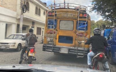 Llamado a PMTQ por maniobras peligrosas de autobuses que cubren ruta al Llano del Pinal