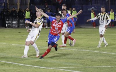 Xelajú MC golea 4-0 a Aurora en el debut de Roberto Hernández en el Mario Camposeco