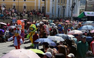 Convite infanto-juvenil del Día de Reyes celebra 60 años de tradición en Totonicapán