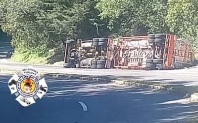 Pipa, que transporta combustible, vuelca en la ruta Interamericana