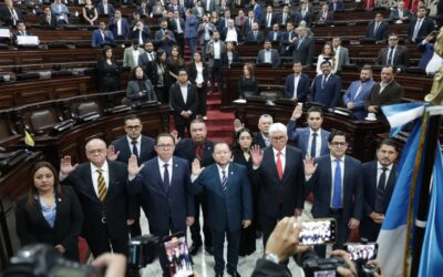 Congreso juramenta Comisión de Postulación para elección de magistrados del TSE