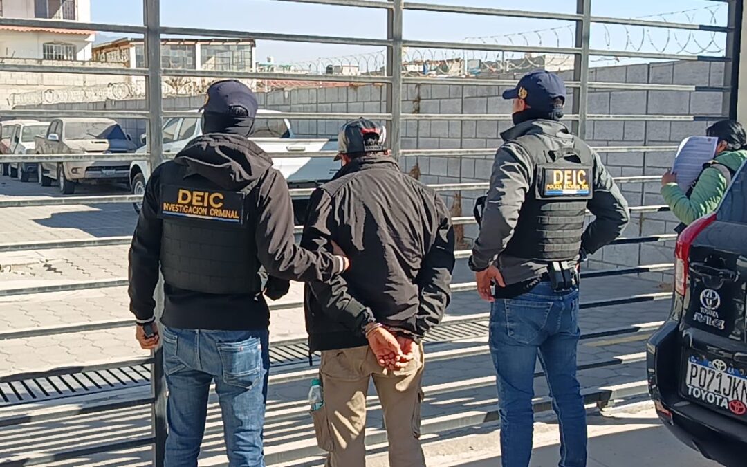 Detenido en Olintepeque por tráfico de guatemaltecos
