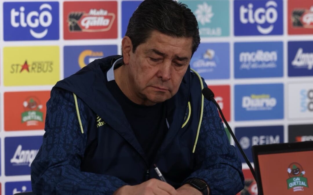 Luis Fernando Tena inicia su segunda etapa al frente de la Selección Nacional